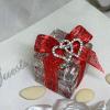 cube en verre dragées de mariage avec ruban rouge et broche strass - lamandine dragées confiserie